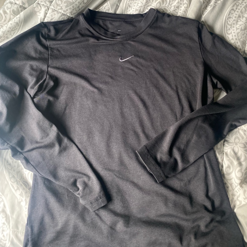 Embroidered Nike Long Sleeve